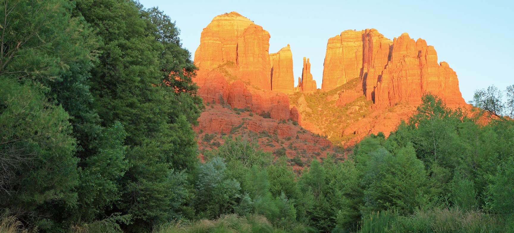 We visit Cathedral Rock at sunset in Sedona AZ