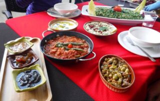 Foodie trips to Jordan - Explore Middle Eastern flavors with fellow women travelers