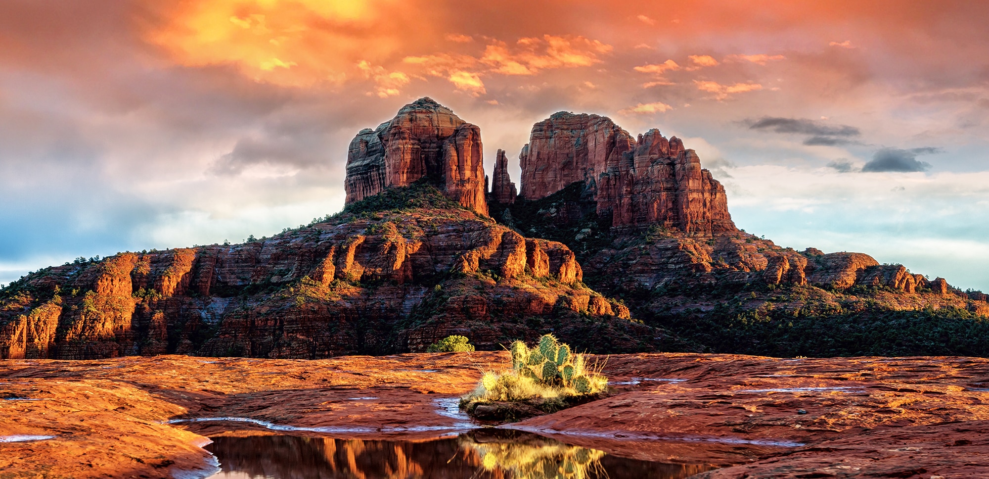 Sedona's magnificent red rock landscapes are calling...Start adventuring with fellow women travelers and Canyon Calling Adventure Tours for women only