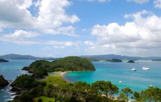 Travelling adventures to the beautiful islands of New Zealand - women only tours with Canyon Calling