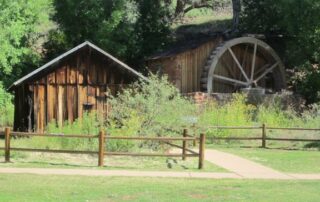 Walk historic towns around Sedona with Canyon Calling