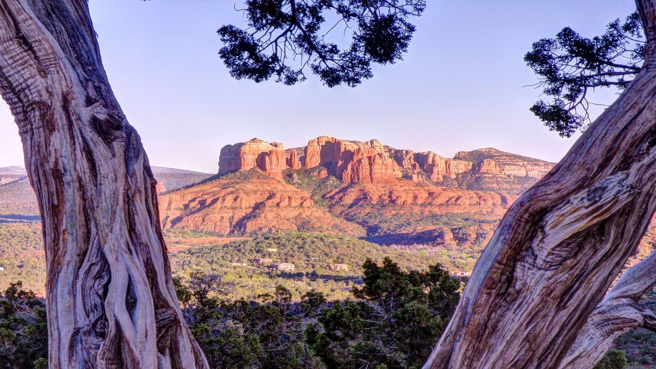 Rugged landscapes you'll see on Sedona tours for women